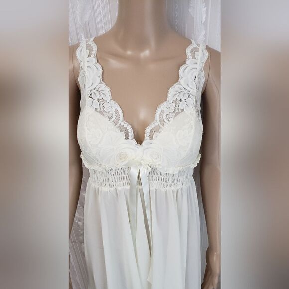 Enchanted Intimate Assymetric Lace Dress Size Small - Picture 2 of 5